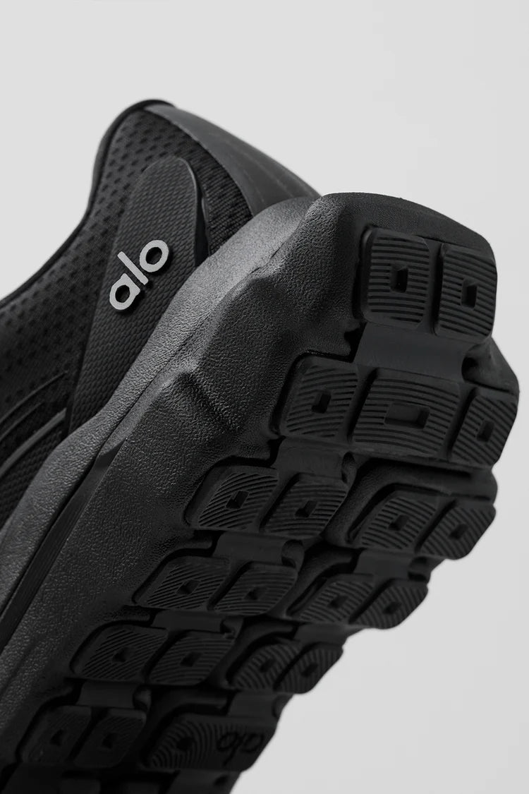 ALO RUNNER BLACK